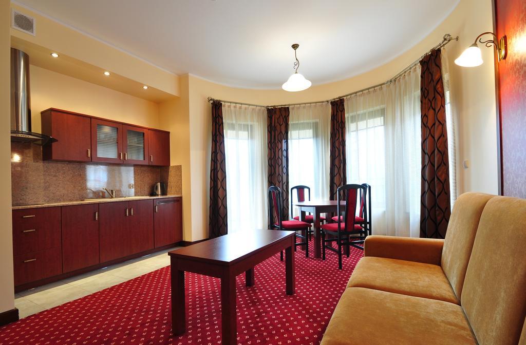 Apartamenty Continental Krynica Morska Buitenkant foto