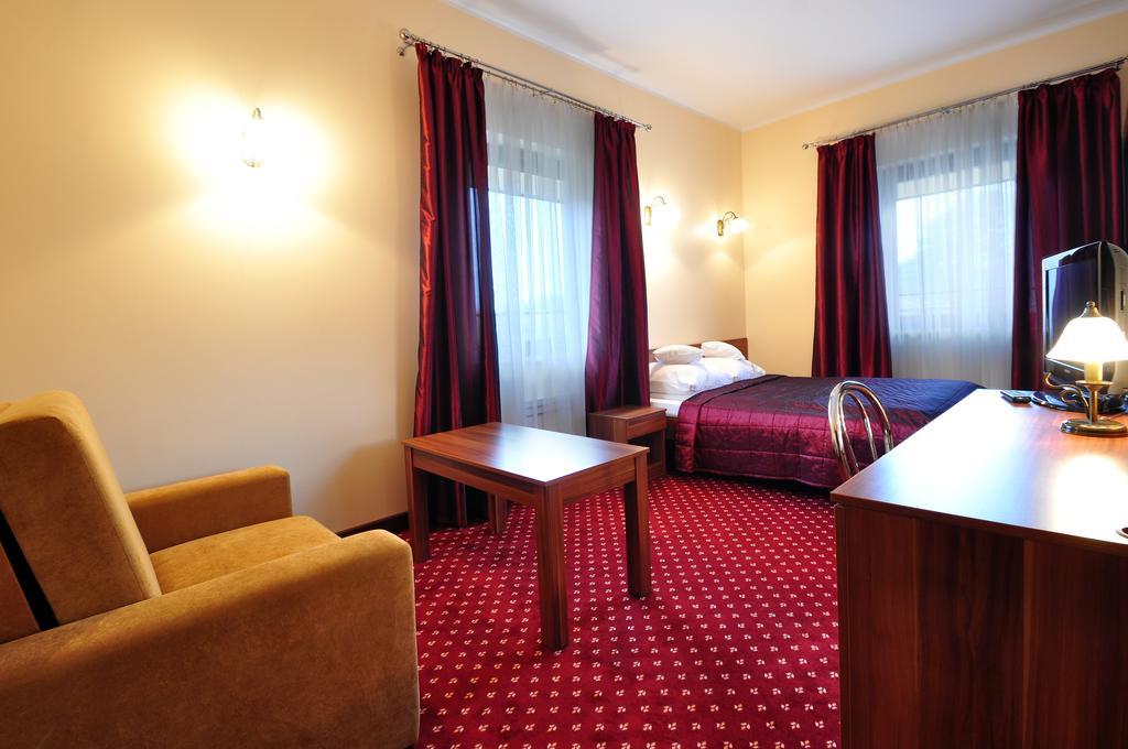 Apartamenty Continental Krynica Morska Buitenkant foto